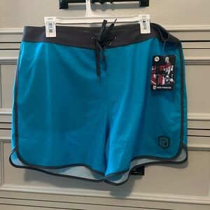 Born Primitive Island short